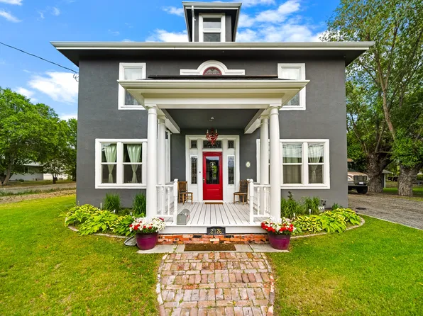2326 Garcia St, Merritt, BC V1K 1J7