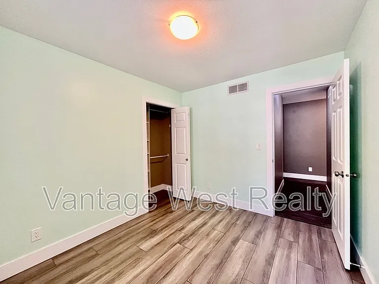 1139A Caledonia Way — Photo 26
