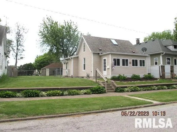 520 17th Ave, Moline, IL 61265