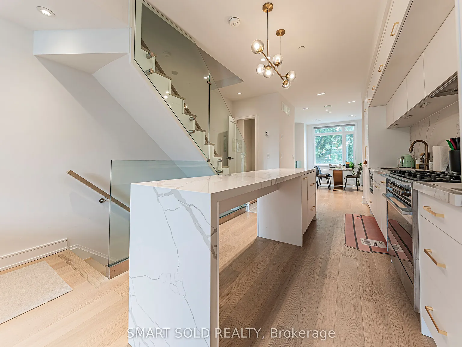 3 bed, $6,450 — Photo 2