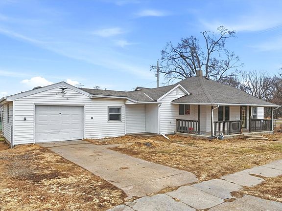 2nd image of 402 Nuckolls St