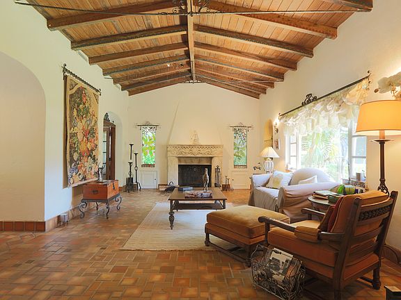 5th image of 525 Alhambra Circle