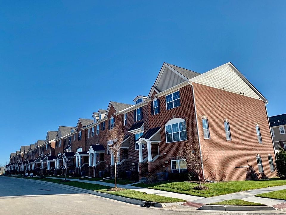 47765 Terrance North Unit 3 Northville, MI 48168 
Village at Northville