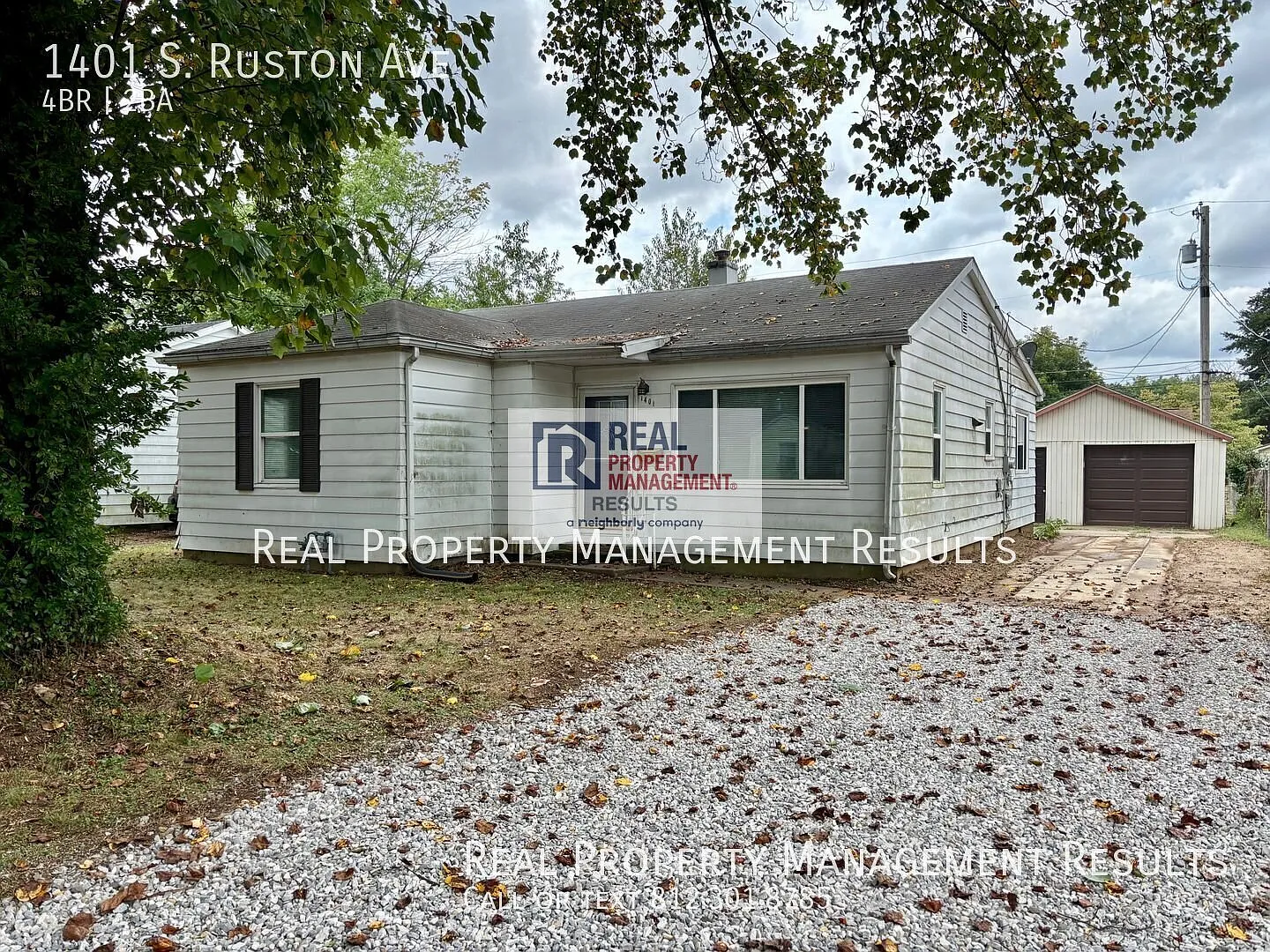 Bright 4 Bedroom Home with Bonus Room & Fenced Backyard — Photo 1