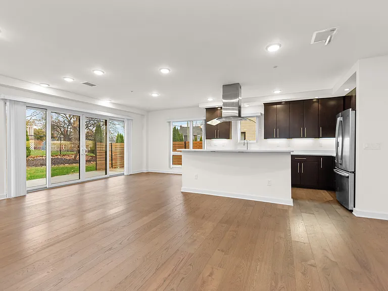 462 W Stadium Blvd #1 — Photo 13