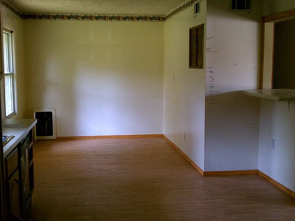 5th image of 2928 Cunnington Ln