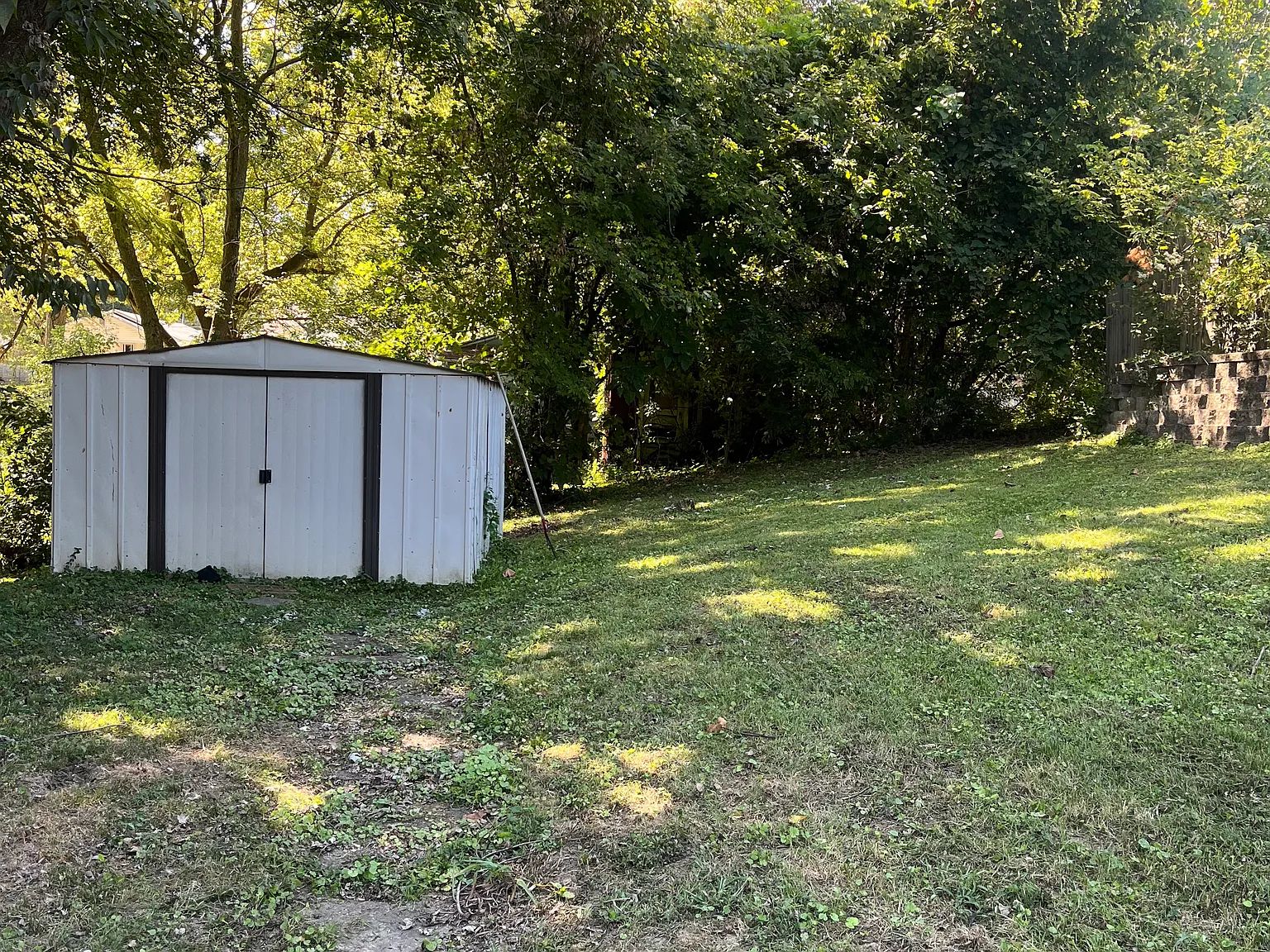 2 bed, 720 sqft, $1,050 — Photo 2