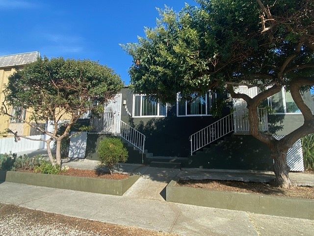 1st image of 217 20th St #217