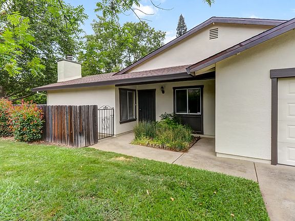 2nd image of 2262 Autumnleaf Ln