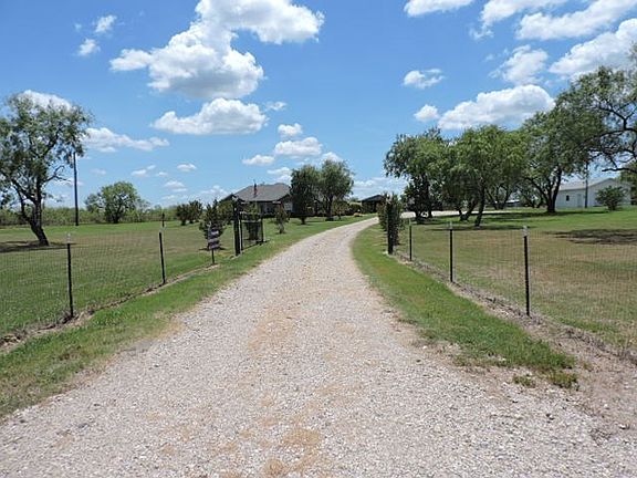 2nd image of 1307 County Road 153a