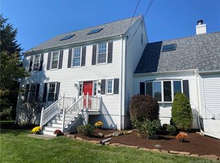 70 Stepstone Hill Rd, Guilford, CT 06437