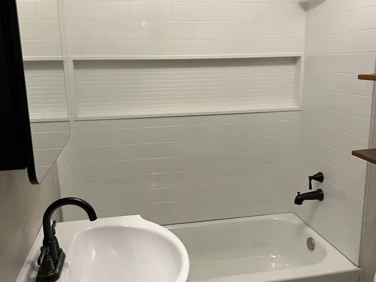 25 Bathroom