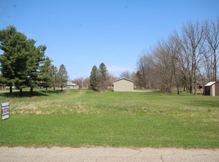 321 E Vine St, Vicksburg, MI