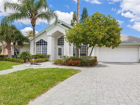 3rd image of 8064 Canyon Lake Cir