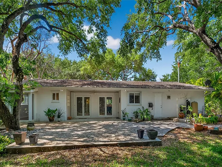 6767 SW 154th St — Photo 33