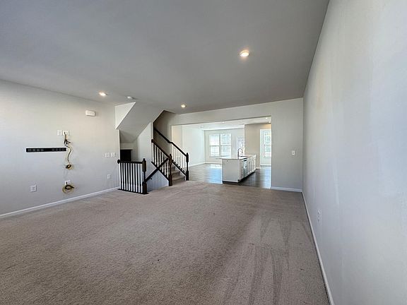 2nd image of 1315 Channing Park Cir