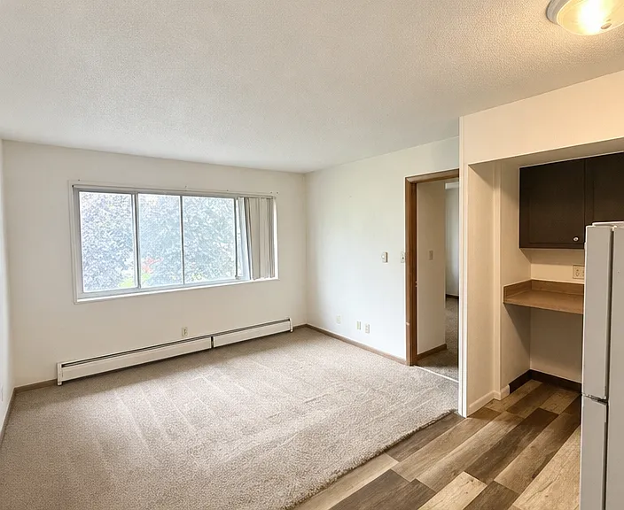 475 5th Ave #8 — Photo 2