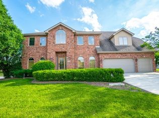 22392 Prairie Trail Ln, Frankfort, IL 60423
