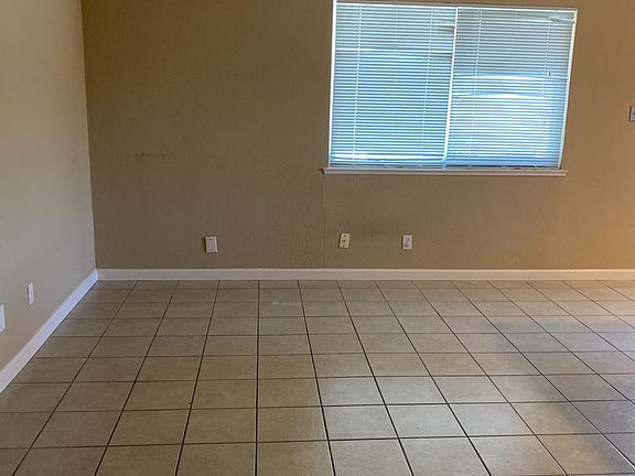 3rd image of 2518 X St APT 5