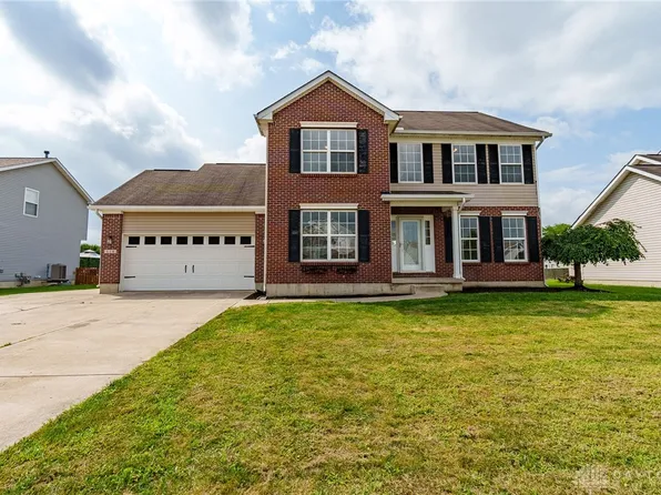114 Cabernet Dr, Englewood, OH 45322