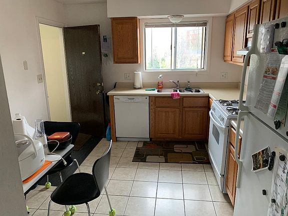 2nd image of 3623 Salem Walk #B1