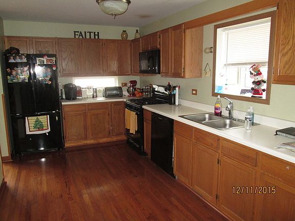 2nd image of 2147 N Green Valley Ln