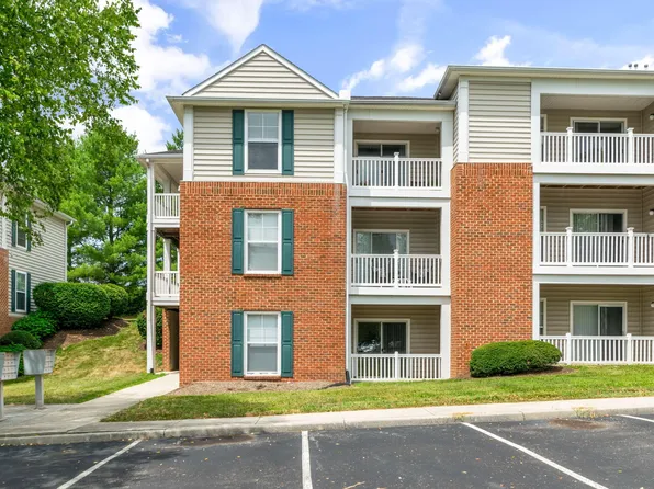 211 S Knollwood Dr Suite 2101, Blacksburg, VA 24060