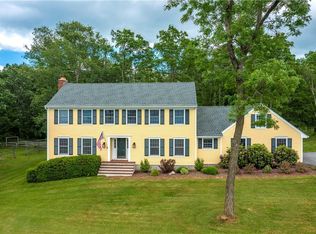 112 S Quaker Hill Rd, Pawling, NY 12564