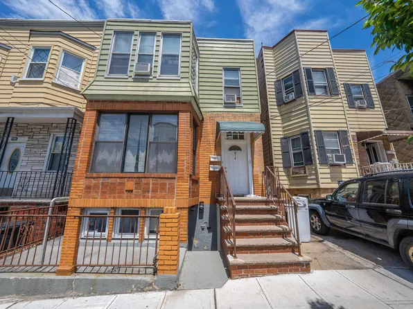 814 13th Street image 1 of 28