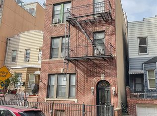 24-46 38th St #1, Astoria, NY 11103