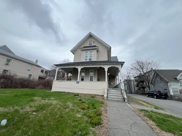 173 Branch St #3, Lowell, MA 01851