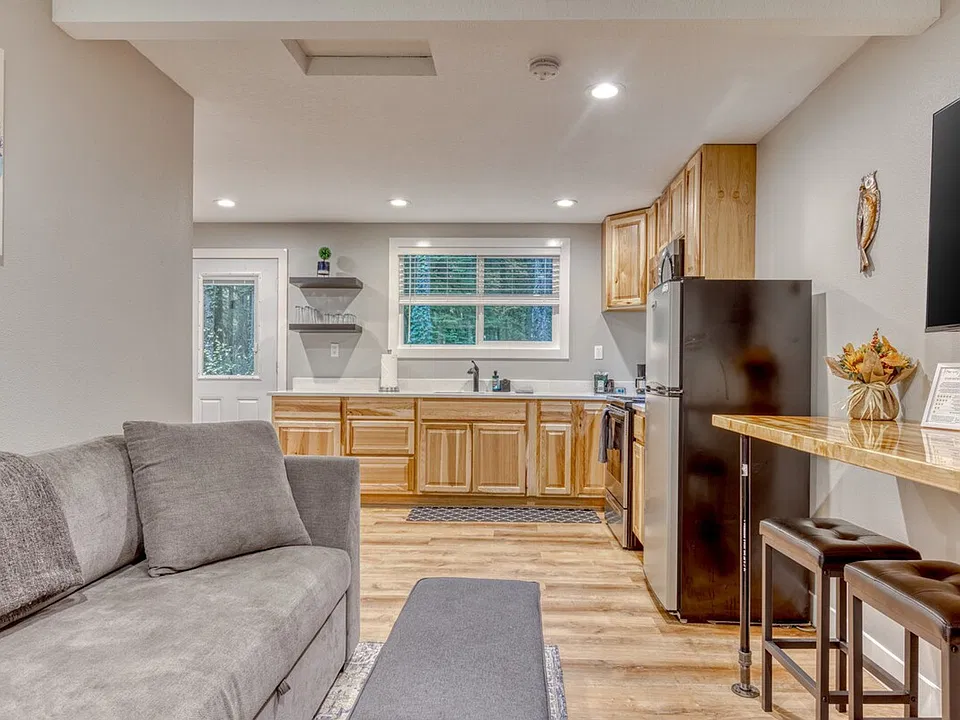 65500 E Oregon St #ID1550260P