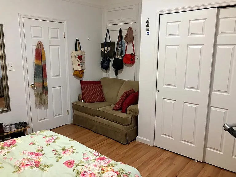 446 Suydam St #1F — Photo 9