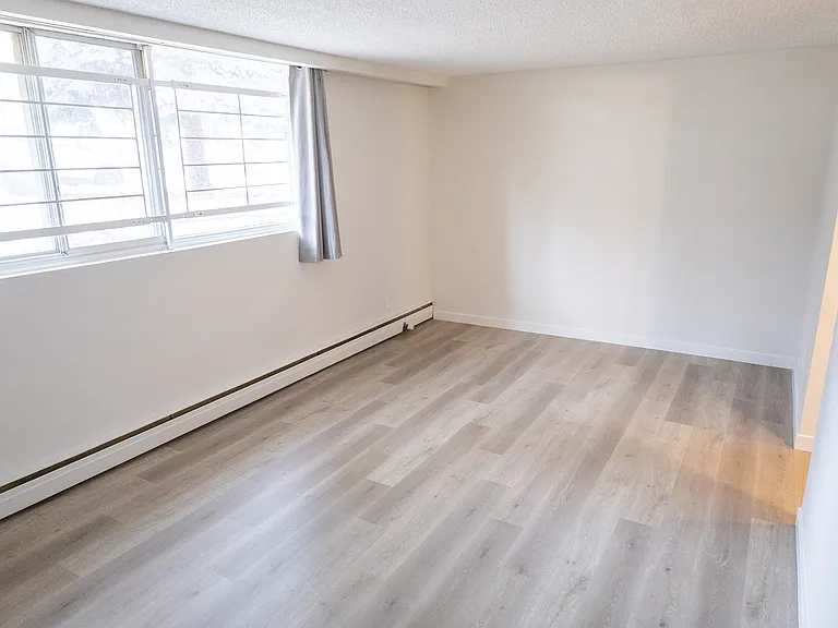 2124 15th St SW — Photo 16