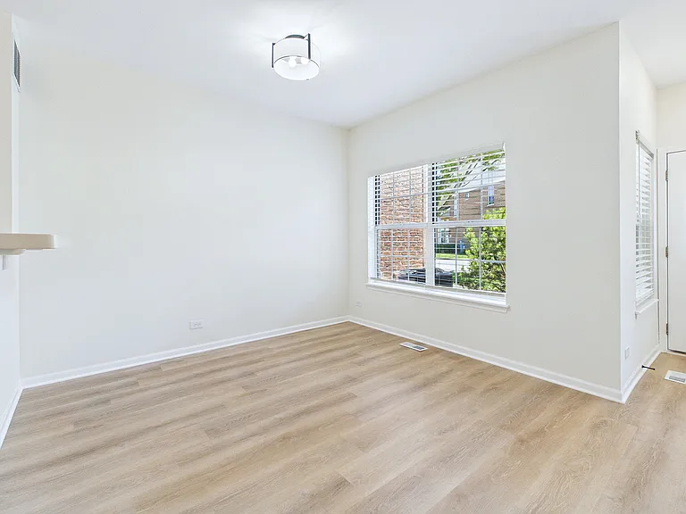 3 Charlotte Cir — Photo 9