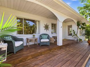 624 Bay Shore Rd, Nokomis, FL 34275