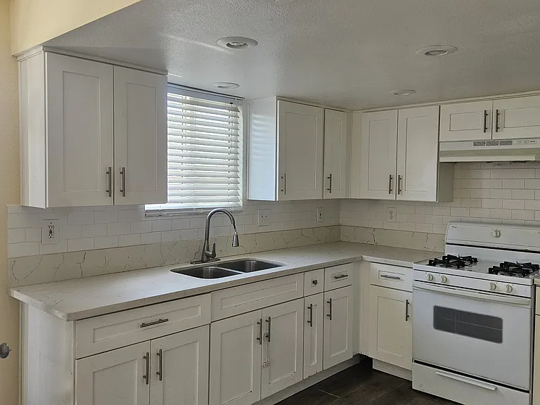 66337 Acoma Ave #A — Photo 3