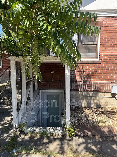 56 S Wells Ave #B Photo 1 56 S Wells Ave #B Photo 1