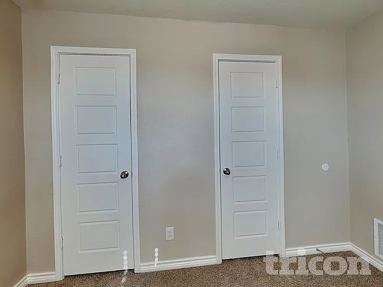 2615 Green Leaf Way — Photo 10