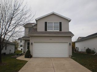 2219 W Miners Dr, Dunlap, IL 61525
