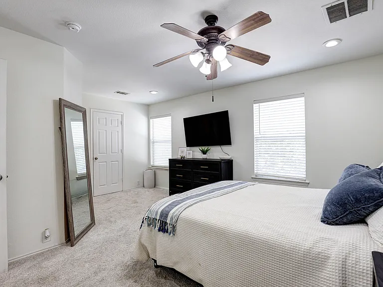 10716 Traymore Dr — Photo 14