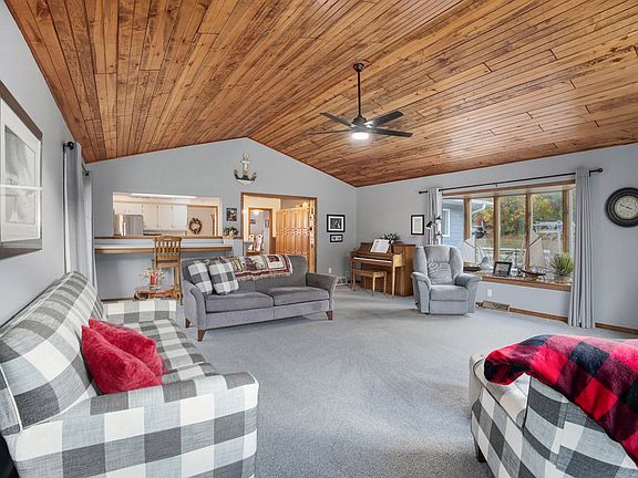 5th image of 4571 Seymour Dr