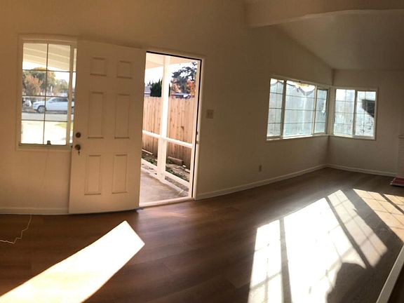 2nd image of 1775 Tulane Ave