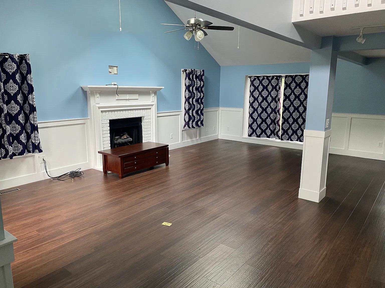 4 bed, 2400 sqft, $2,700 — Photo 3