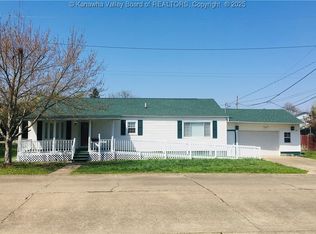 321 Fairfield St, Saint Albans, WV 25177