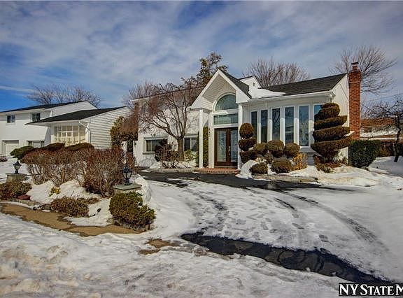 2nd image of 443 Clearmeadow Dr