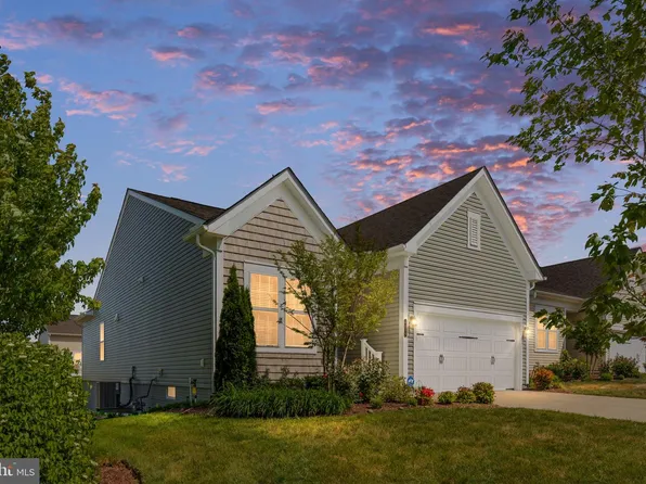 6036 Avery Point Dr, Fredericksburg, VA 22406