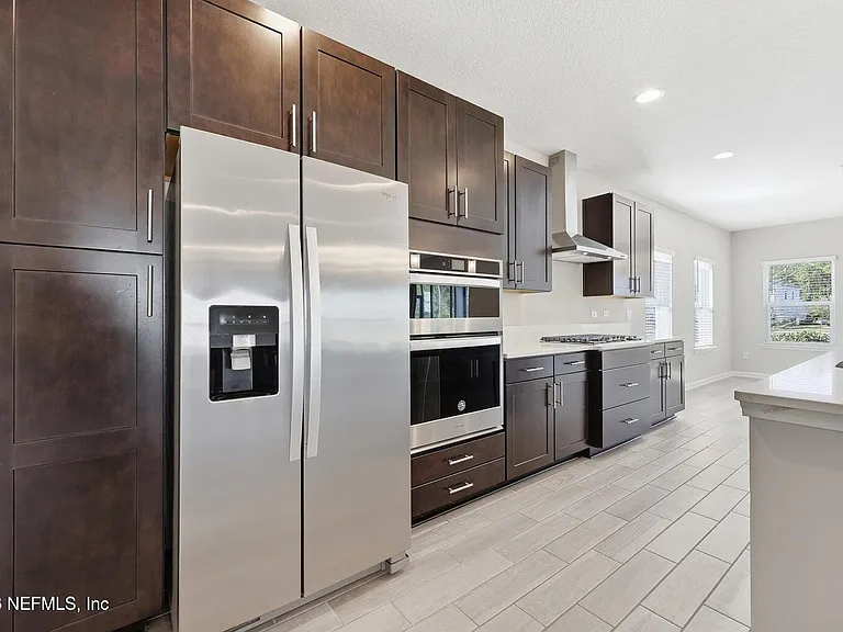 95 Strobe Ct — Photo 13