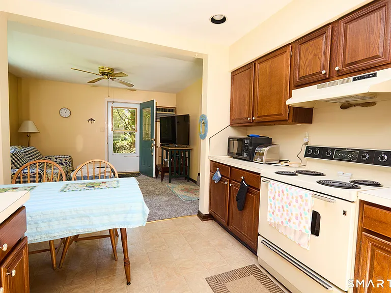 15 Harvester Rd #2 — Photo 13