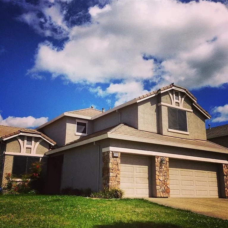 5595 Roaring Rapids Way photo 1